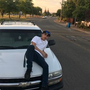 Meet your Posher, Julian